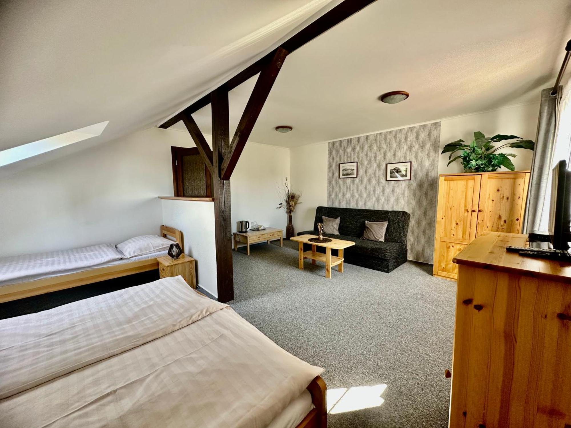 Pod Klicem Hotel Svor Bagian luar foto
